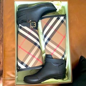 Burberry Vintage Check Rainboots